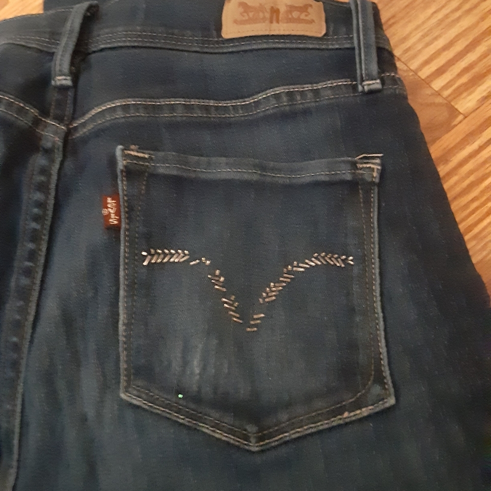 Ladies perfectly slimming 512 skinny leg Levi's jeans size 4 - Picture 4 of 11